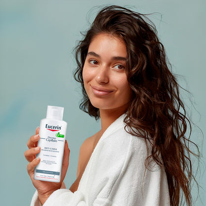 EUCERIN – SHAMPOO CAPILAR ANTICAÍDA – DERMO CAPILAR ANTICAÍDA 250ML
