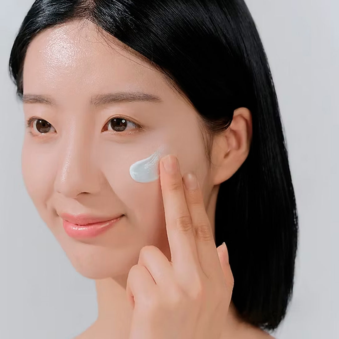 Skin1004 - Protector Madagascar Centella Hyalu-Cica Water-Fit Sun Serum 15ml