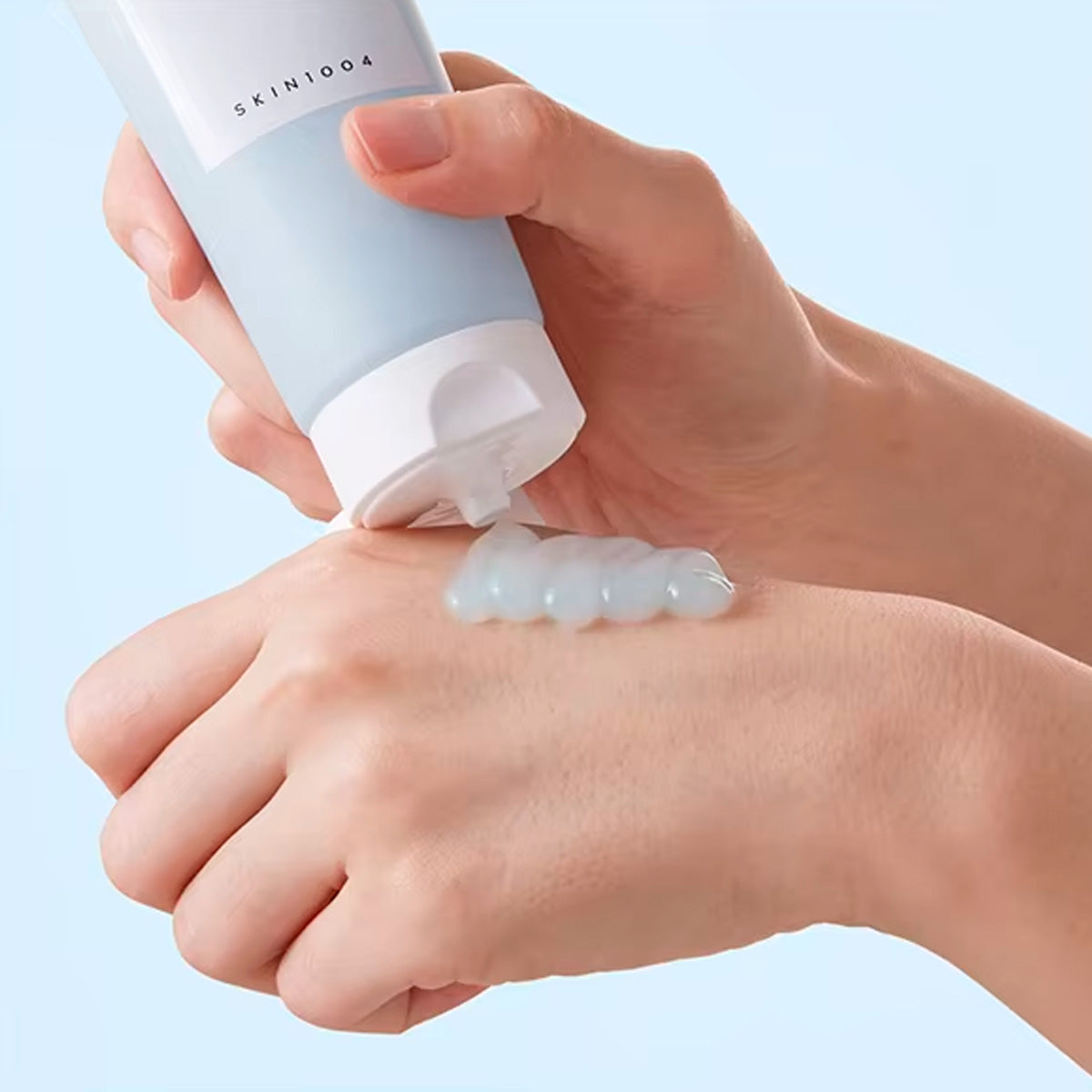 MADAGASCAR CENTELLA HYALU-CICA SLEEPING PACK 100ML SKIN1004